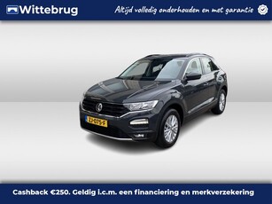 Volkswagen T-Roc 1.5 TSI Style / TREKHAAK/ PARK. SENSOREN/