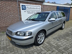 Volvo V70 2.4 Comfortline (bj 2001)