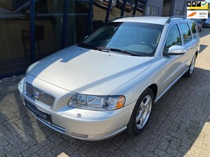 Volvo V70 2.4 Edition 170PK YOUNGTIMER / H.LEER / TREKHAAK