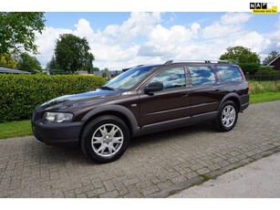 Volvo V70 Cross Country 2.4 T Comfort Line automaat