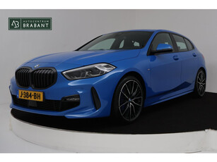 BMW 1-serie 118i Executive Edition M Sport Automaat (NAVIGATIE, CAMERA, SFEERVERLICHTING, PDC, NL-AUTO, DEALER ONDERHOUDEN)