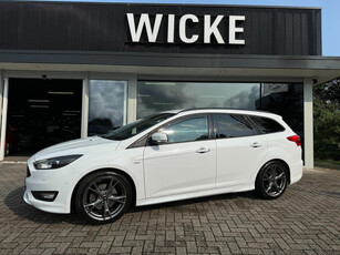 Ford Focus Wagon 1.5 ST-Line 150 PK Navigatie PDC Clima Cruise control