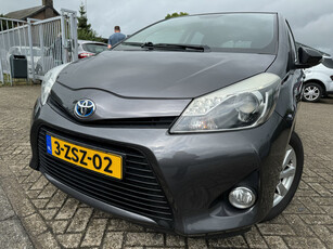 Toyota Yaris 1.5 Full Hybrid Aspiration clima/navi