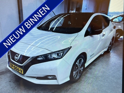 NISSAN LEAF Tekna 40 kWh NL Auto/ Stoelverw/ Camera/ Carplay/ ACC/ Navi/ Half Leder/ LMV/ PDC/ Verw Stuurw/ Bose/ Keyless .