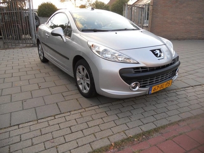 Peugeot 207 CC 1.6 VTi Première (bj 2007)