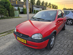 Opel Corsa 1.4i Sport Stuurbkr, LM Velgen