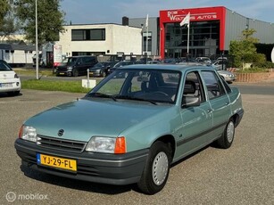 Opel Kadett 1.4i GL