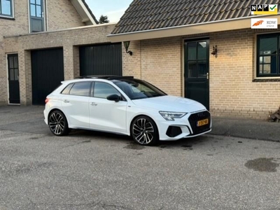 Audi A3 Sportback 35 TFSI S-Line VIRTUAL PANOKEYLESSNAP