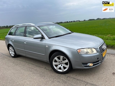 Audi A4 Avant 2.0 TFSI / navi clima