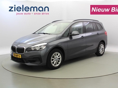 BMW 2-SERIE Gran Tourer 216i Executive 7 persoons - Navi