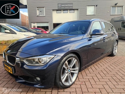 BMW 3-serie Touring 320i High Executive Aut.8 el.Trekh Leder