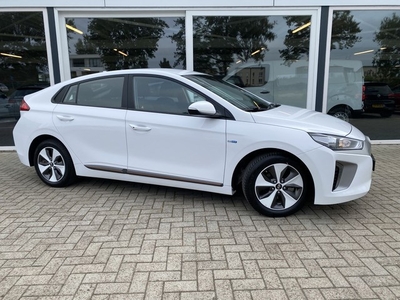 Hyundai IONIQ Comfort EV // €10.950 NA SUBSIDIE // 50% deal