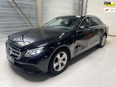 MERCEDES-BENZ E200d WIDESCREEN/LED/CAMERA/FULL-ASSIST/VOL!