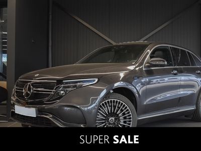 MERCEDES EQC 400 4MATIC AMG Line 80 kWh / Panaroma-schuifdak / 360Graden-Camera / Stoelverwarming /