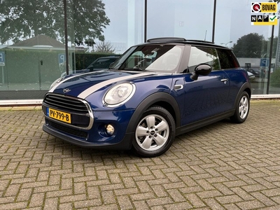 Mini Mini 1.5 Cooper Serious Business - automaat - Glasdak