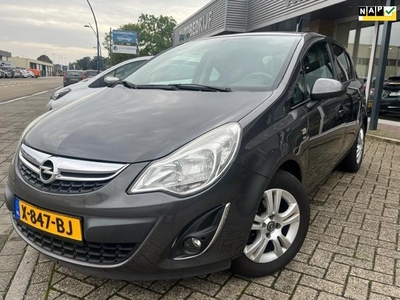 Opel CORSA 1.2-16V Selection AIRCO 5DEURS