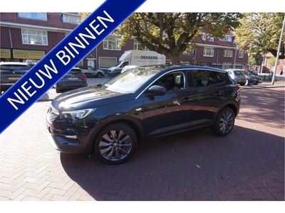 Opel Grandland X 1.2 Turbo Business Executive PANODAK