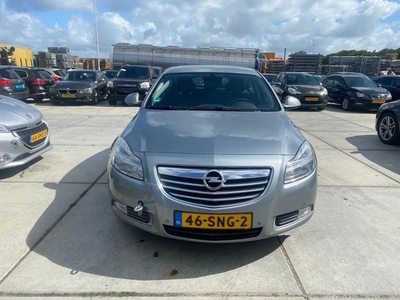 Opel INSIGNIA LIMOUSINE HB * 2011 * 388 DKM * 2.0 CDTI *