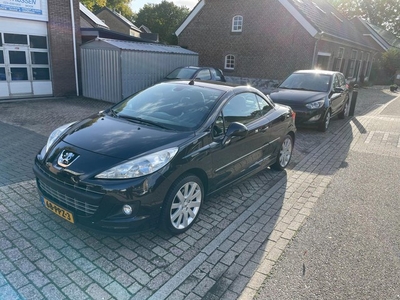 Peugeot 207 CC 1.6 VTi Noir & Blanc