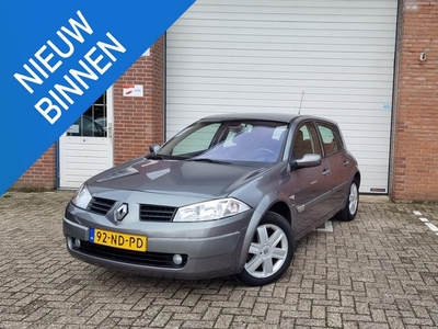 Renault Mégane 1.6-16V Expression Luxe APK 2e eigenaar