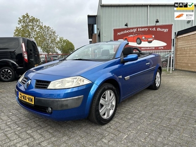 Renault Mégane Coupé-Cabriolet 2.0-16V Privilège Luxe