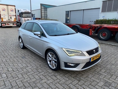 Seat Leon ST 1.4 EcoTSI FR Connect PANO/NAVI VOL!