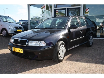 Skoda Octavia Benzine