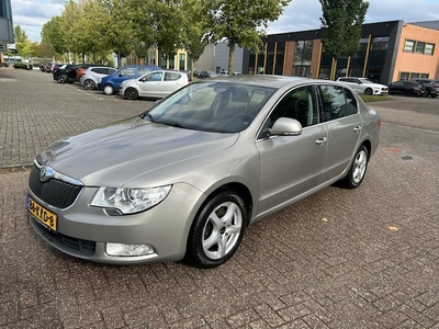 Skoda Superb Benzine