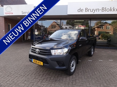 Toyota Hilux 2.4 D-4D Cool Comfort 4WD (bj 2023)