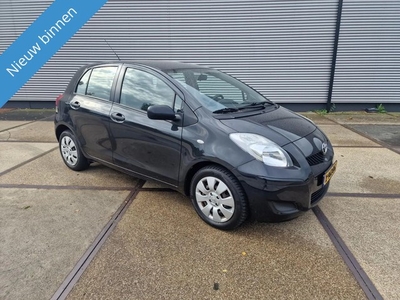 Toyota Yaris 1.3 Comfort nieuwe apk, airco, nette staat