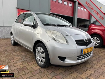 Toyota Yaris 1.3 VVTi Sol VERKOCHT!!KM NAPAIRCOTREKHAA