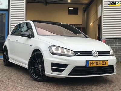 Volkswagen Golf 2.0 TSI R 4Motion