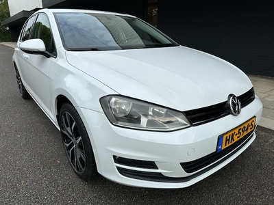 Volkswagen Golf Benzine