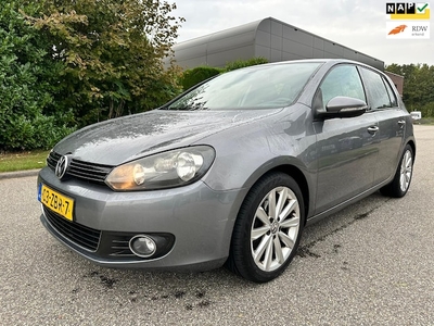 Volkswagen Golf Benzine