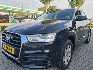 Audi Q3 1.4 TFSI CoD Adrenalin S-Line Navi