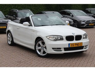 BMW 1 Serie Cabrio 118i Exe. Automaat / Trekhaak / Cruise