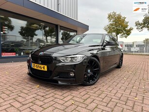 BMW 3-serie 330e M Sport Individual Dak HUD 360