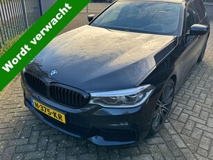 BMW 5 Serie Touring 520I HIGH EXECUTIVE BOMVOL! ZIE FOTO'S