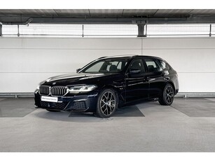 BMW 5 Serie Touring 530e High Executive Panoramadak