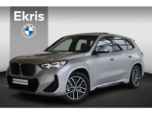 BMW iX1 xDrive30 M Sportpakket Innovation Pack Travel