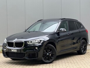 BMW X1 SDrive18i High Executive - M-Pakket - Panorama -