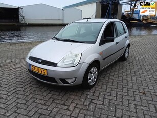 Ford Fiesta 1.4-16V First Edition AIRCO, NIEUWE DISTRIBUTIE