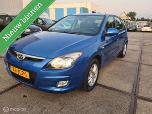 Hyundai i30 1.4i Blue Dynamic Dealer onderhouden