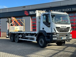 Iveco Trakker 6x4, retarder 18 T Palfinger kraan PK18002EH