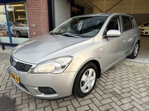 Kia cee'd 1.6 X-ecutive (bj 2010, automaat)