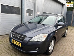 Kia Cee'd Sporty Wagon 1.6-Leder-Navi-Clima-Velgen-Trekhaak