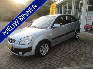 Kia Rio 1.4 Fifteen (bj 2009)