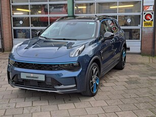 Lynk & Co 01 1.5 PHEV/Trekhaak/Panodak/Navi