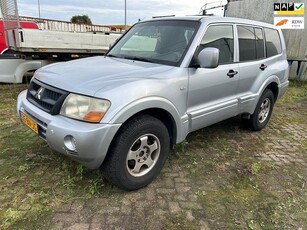 Mitsubishi Pajero 3.2 Di-D GLX LB Panel Van / 4 x 4