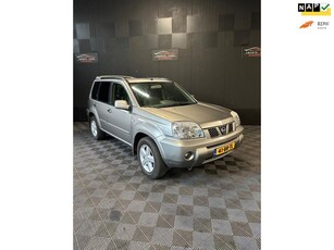 Nissan X-Trail 2.2 dCi Sport Airco 4WD Grijs Kenteken